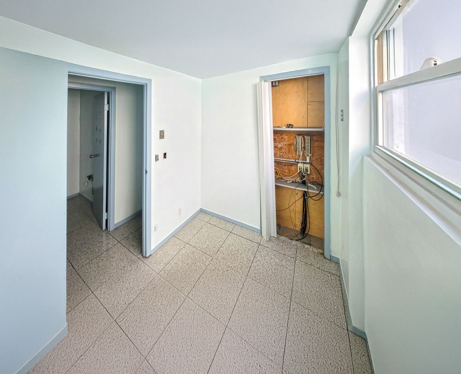 2,000 SF | Built-Out Medical Office for Lease