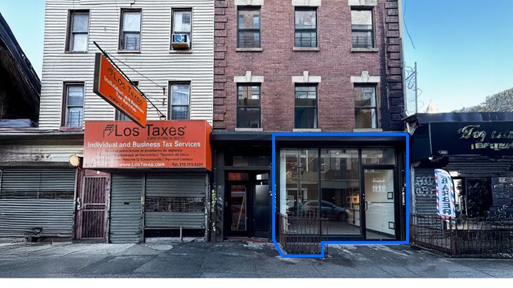 2,500 SF | Open Box Retail Space with Gas Line Access for Lease