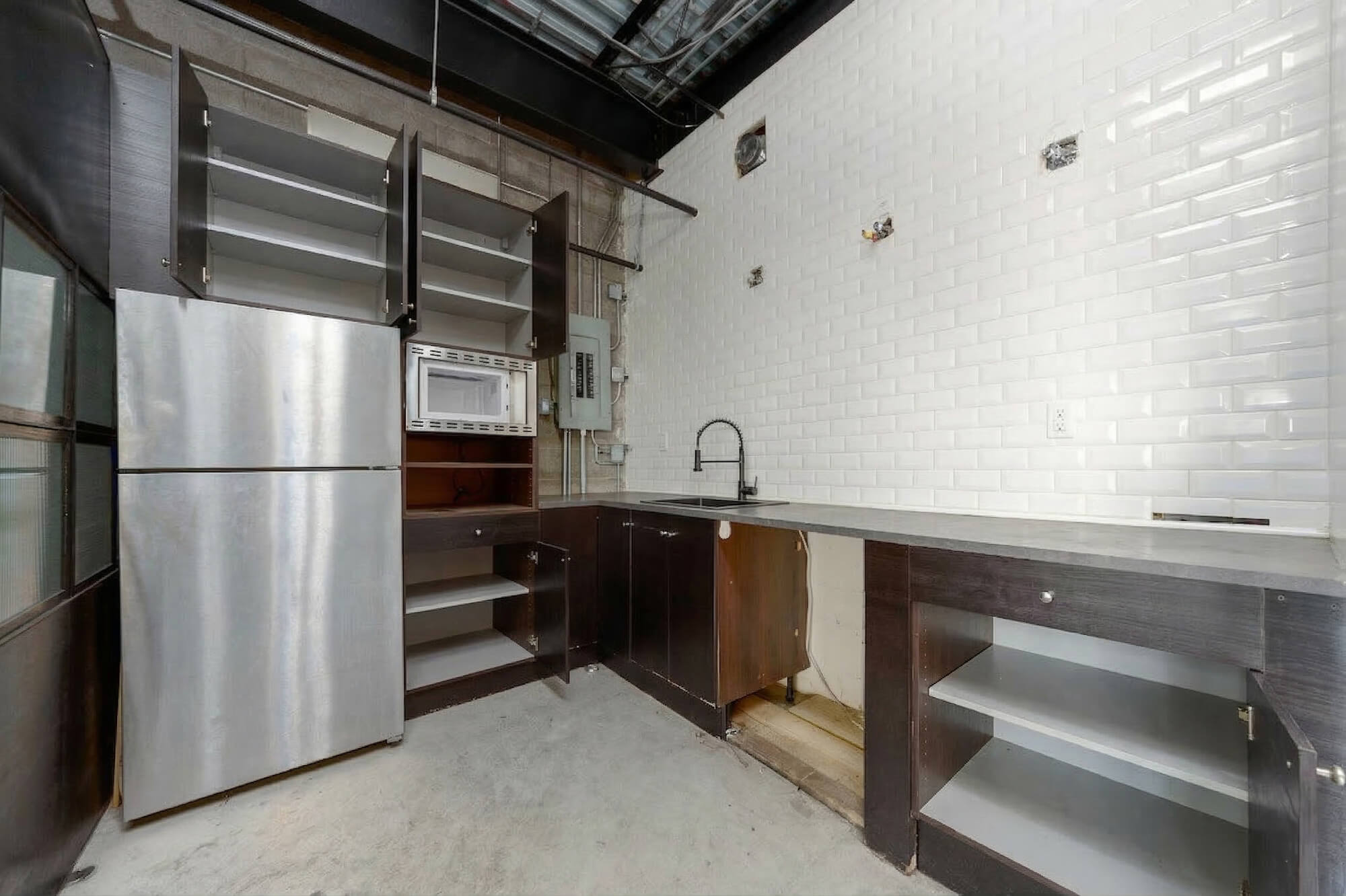 3,300 SF | Prime Williamsburg 2nd Floor Office/Retail