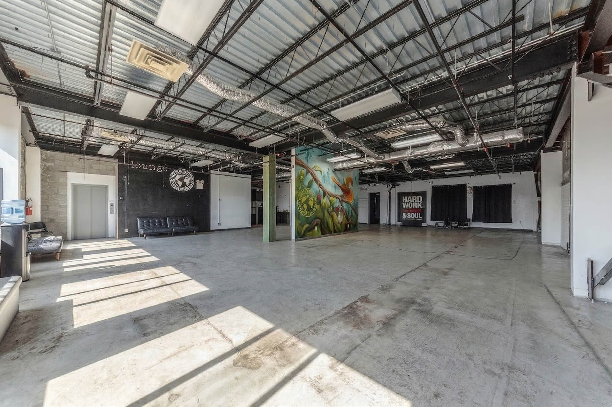 3,300 SF | Prime Williamsburg 2nd Floor Office/Retail