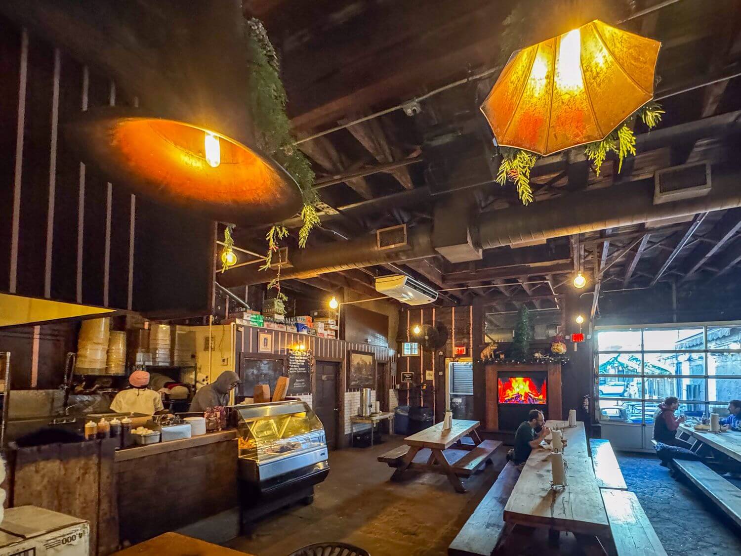 2,300 SF | Rare Restaurant Space for Lease - Full Liquor License Included