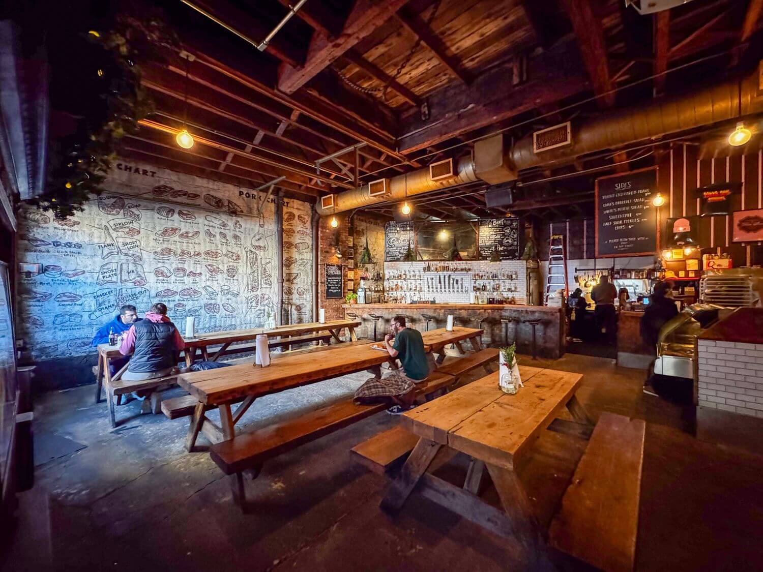 2,300 SF | Rare Restaurant Space for Lease - Full Liquor License Included