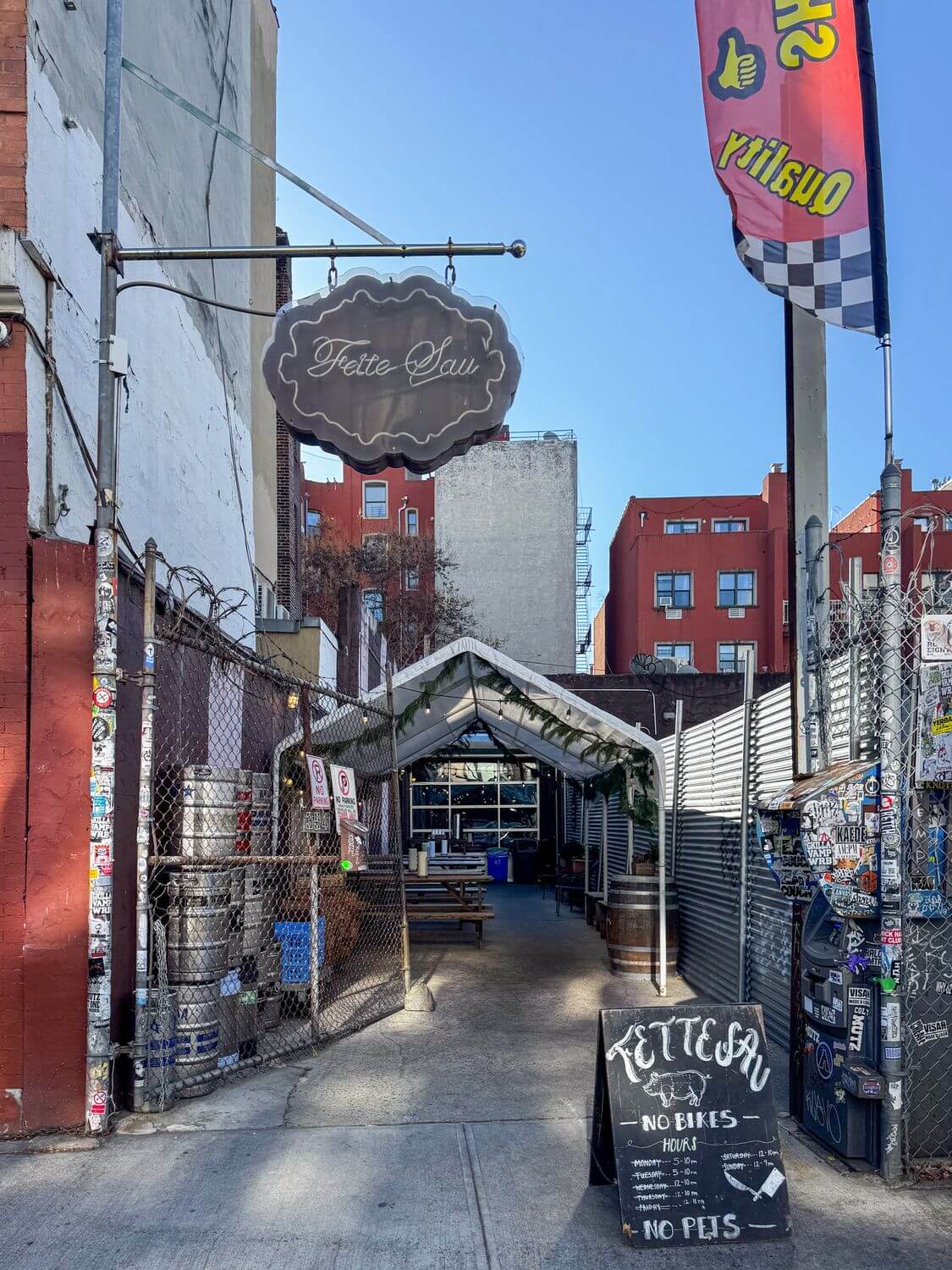 2,300 SF | Rare Restaurant Space for Lease - Full Liquor License Included