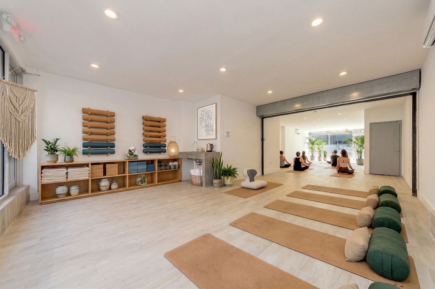 1,200 SF | Vanilla Box Retail with Backyard for Lease