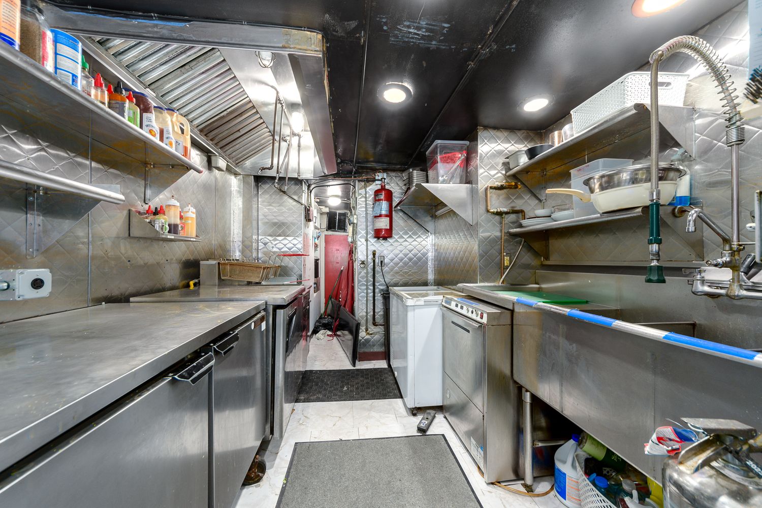 500 SF | Iconic East Village Restaurant Incubator on 9th Street for Sublease