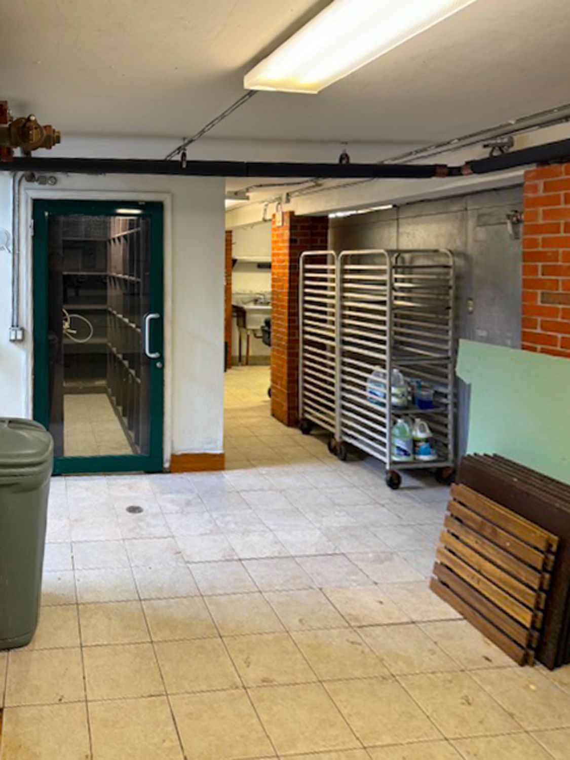 2,000 SF | Park Slope Restaurant/Retail Space + 1,000 SF Backyard for Lease