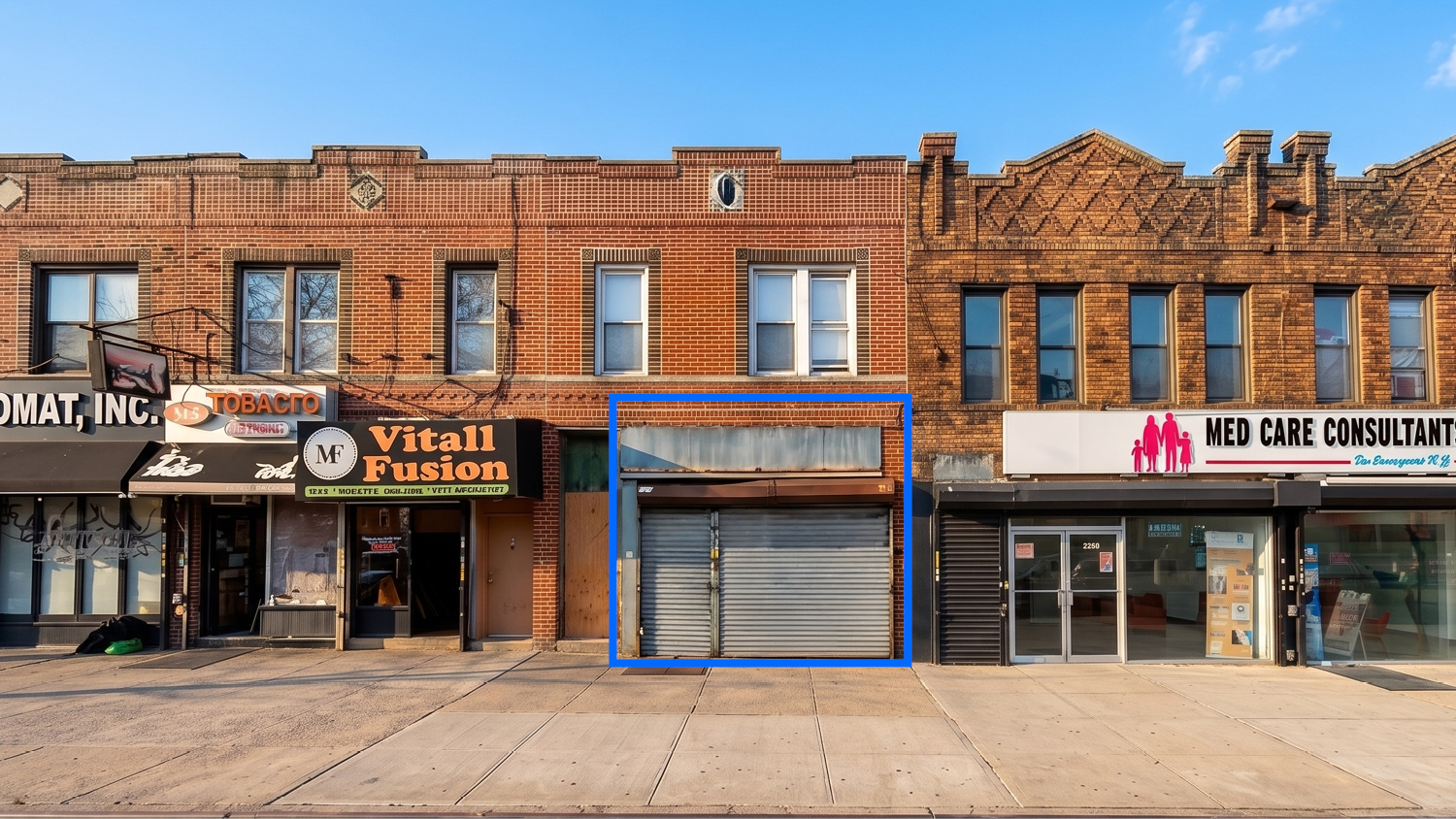 1,000 SF | Brand New Vanilla Box with 1,000 SF Basement + Backyard for Lease