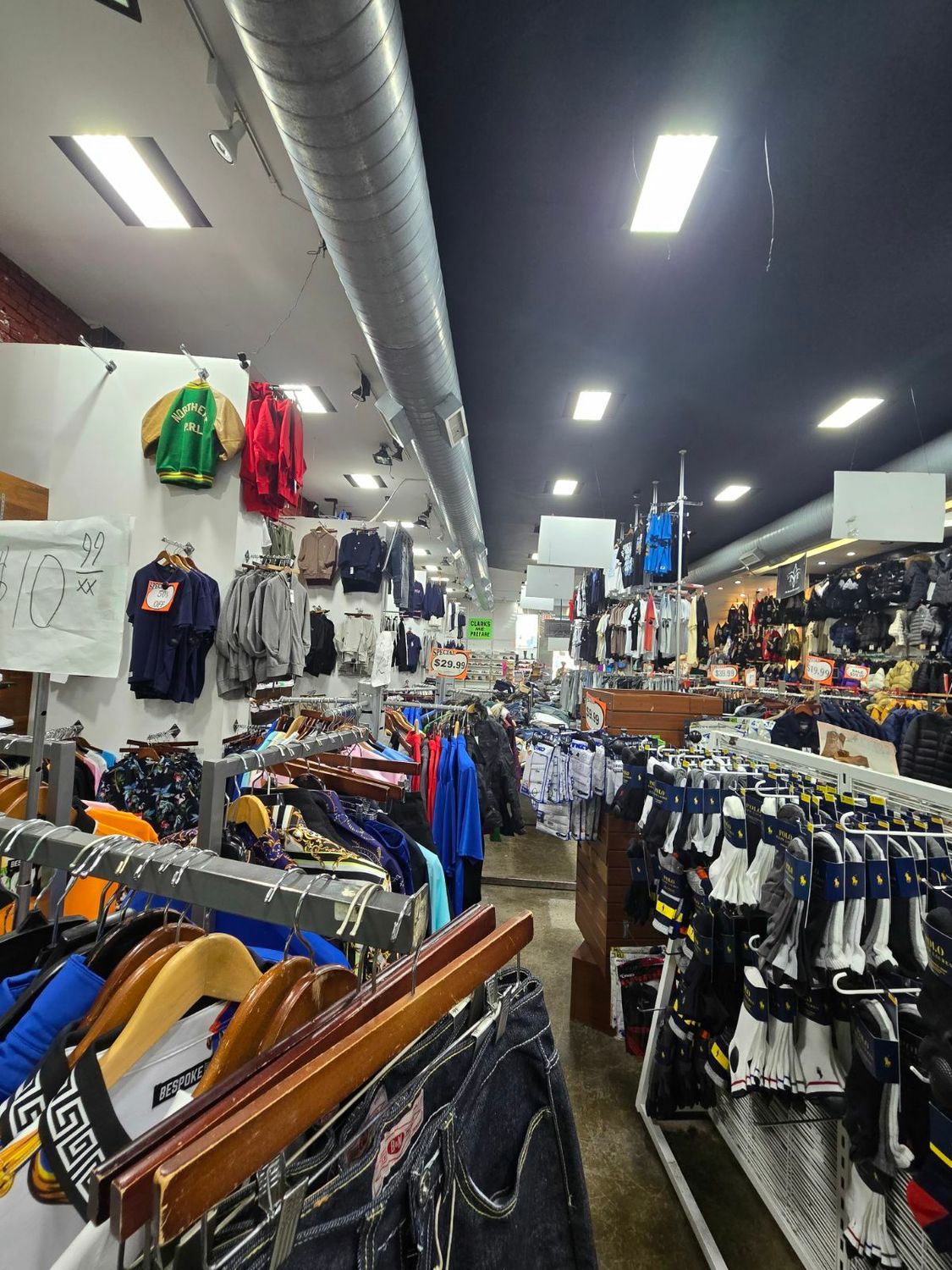 2,000 SF | Move-In Ready Retail Space with HVAC for Lease