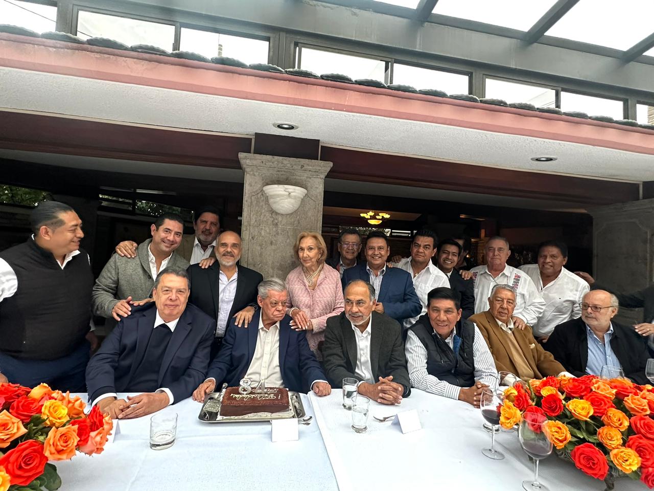 Imagen sobre Editorial