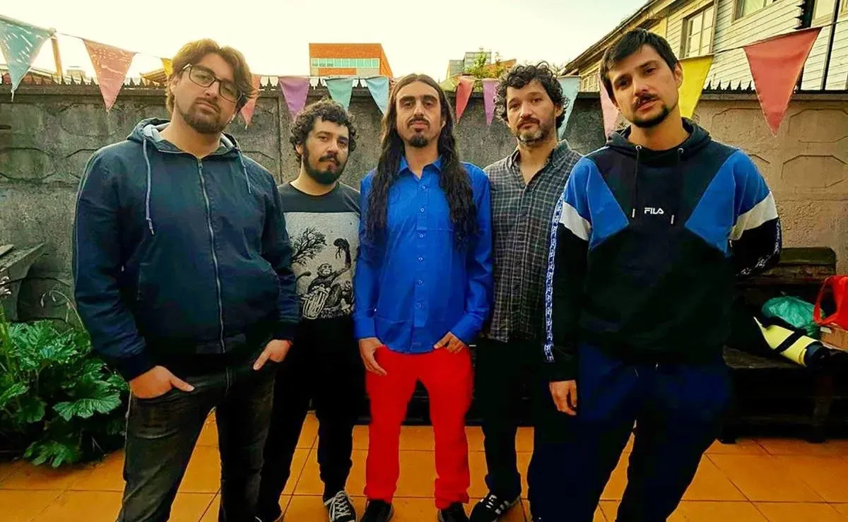Restos de Violeta: presentación del álbum El Frío