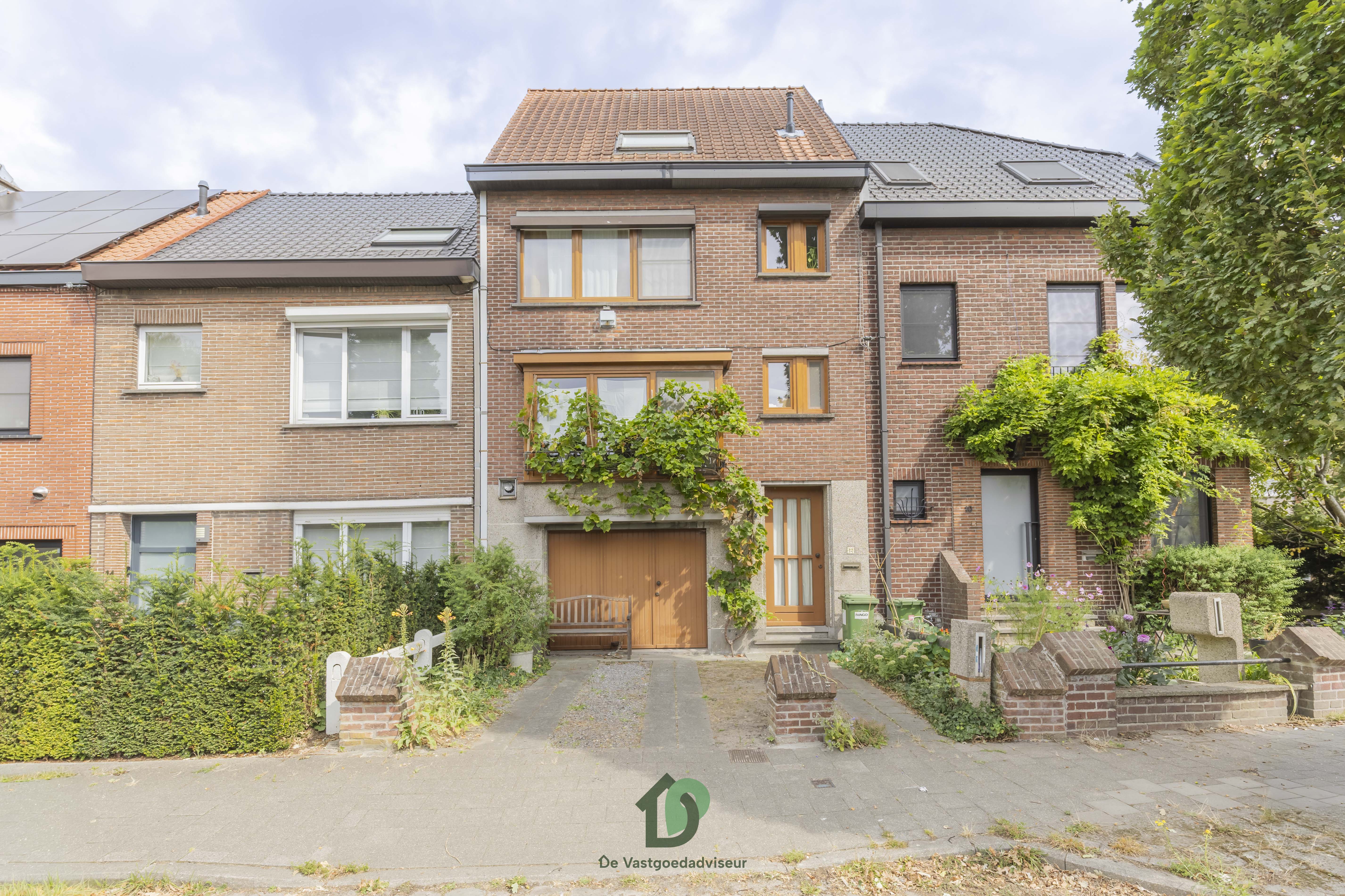 Ruime bel-étage woning in rustige straat