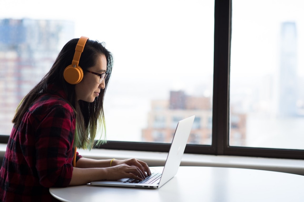 Photo by Christina Morillo: https://www.pexels.com/photo/photography-of-woman-using-laptop-1181681/