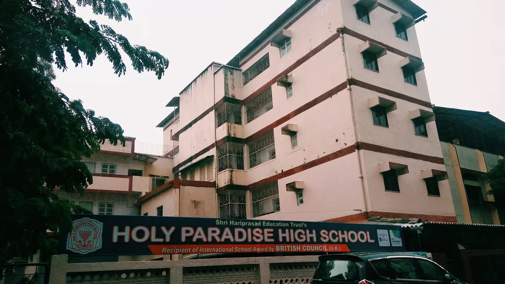 Holy Paradise English School
