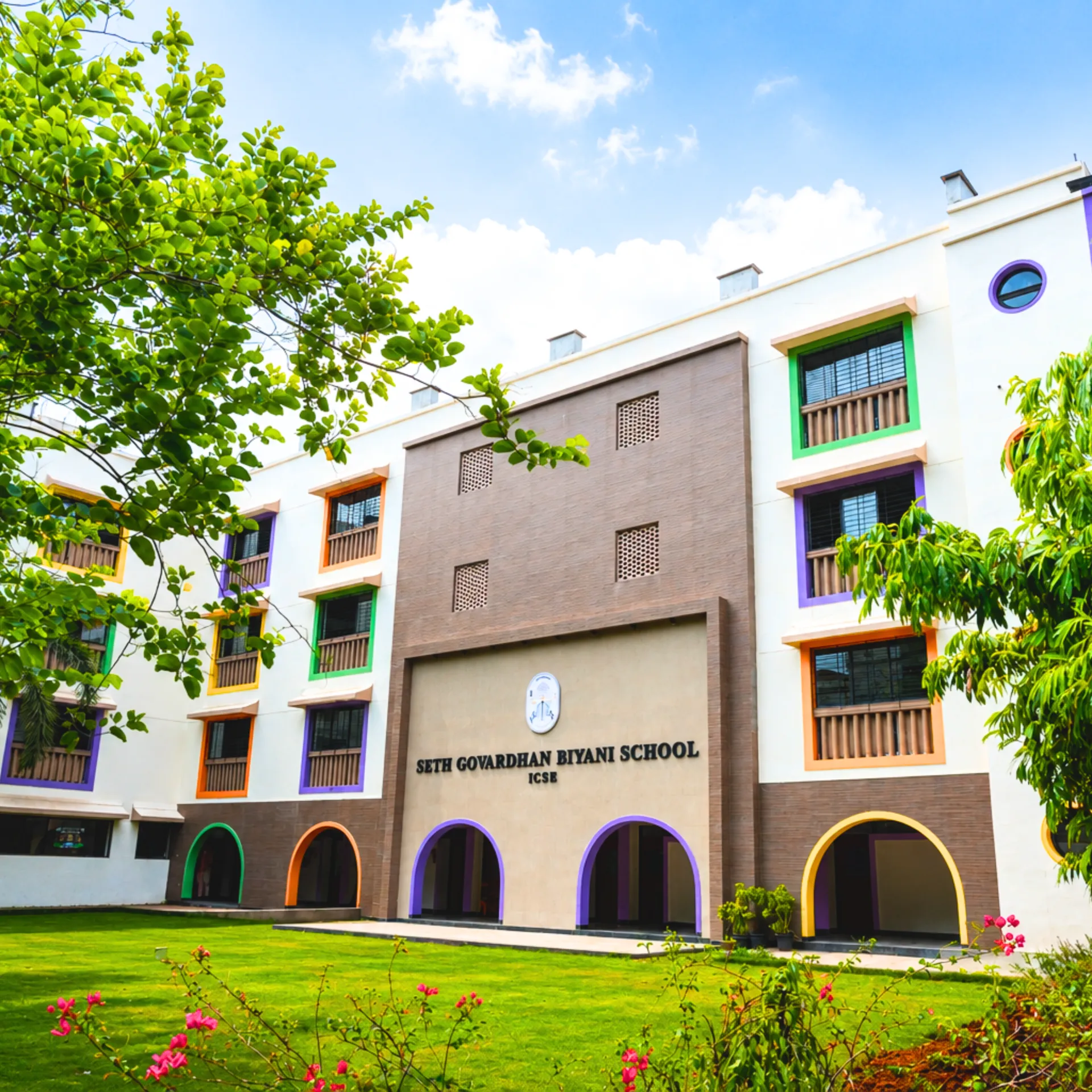 Seth Govardhan Biyani School