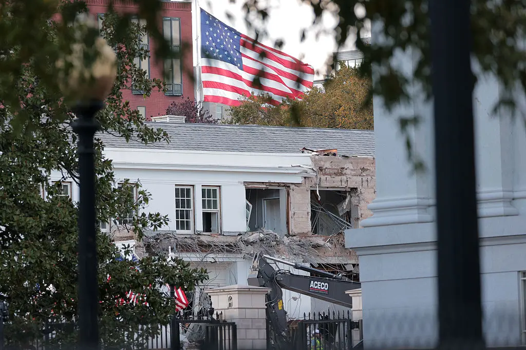 Trump’s $250 Million White House Ballroom Sparks Oversight Crisis