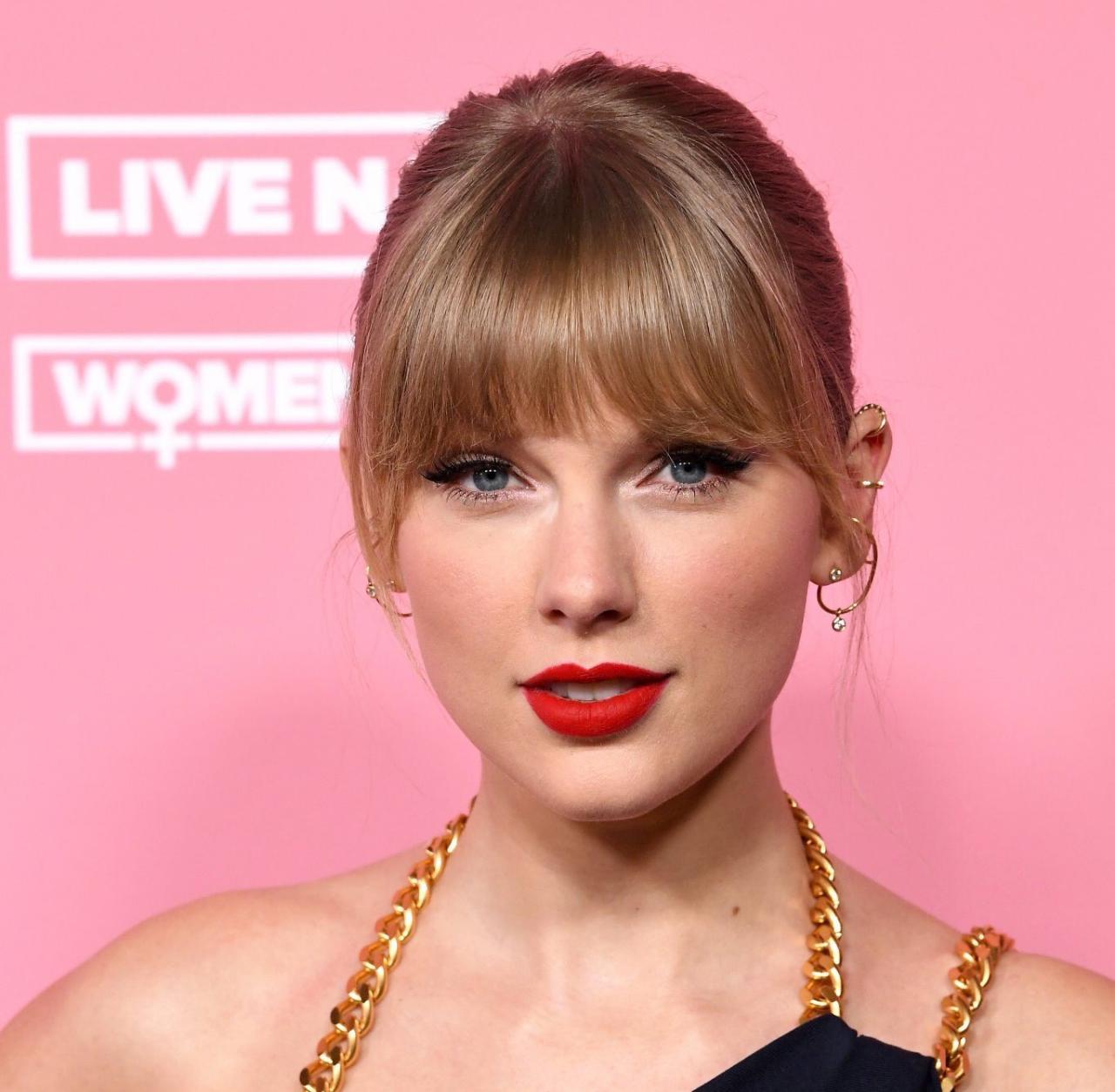 Taylor Swift é homenageada no “Woman In Music 2019” da Billboard