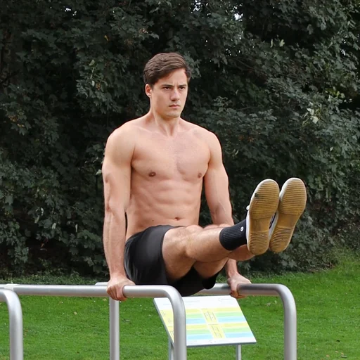L-Sit on Parallel Bars
