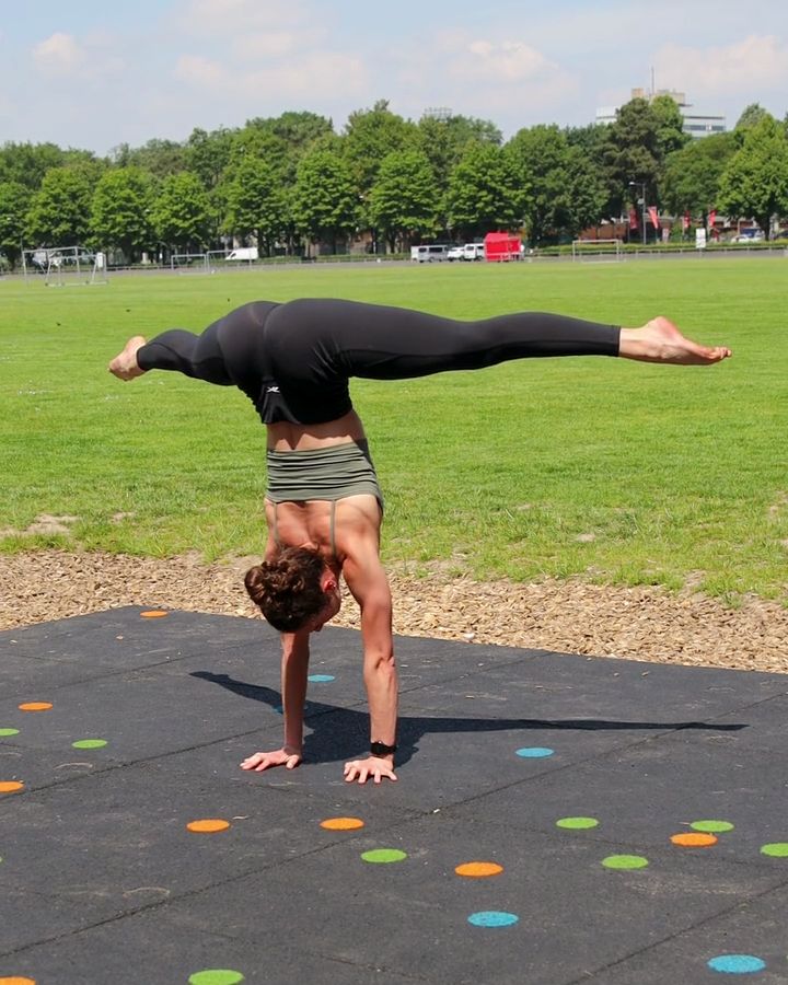 Straddle Handstand