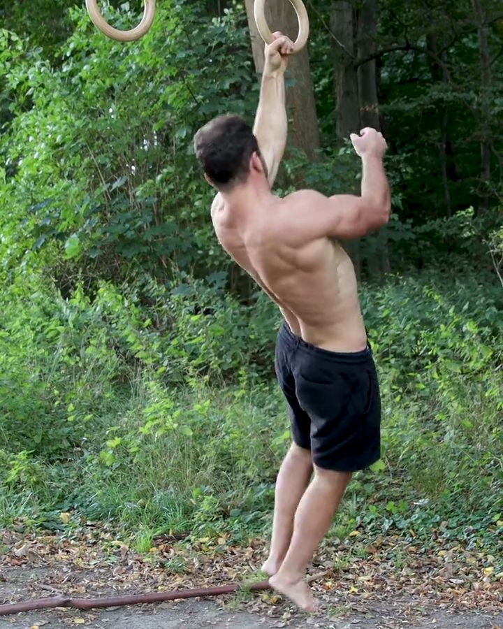 One Arm Pull Ups, One Arm Chin Ups with gym rings