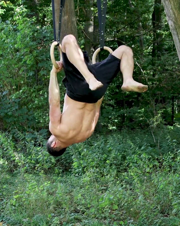 Half Lay Straddle Front Lever Pulls