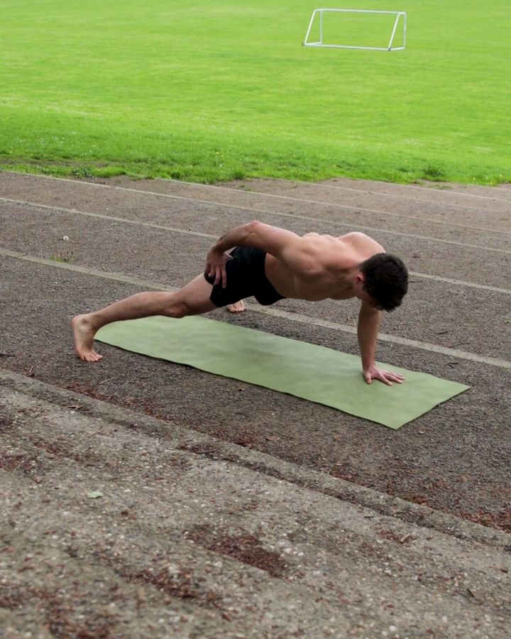 One Arm Push Ups