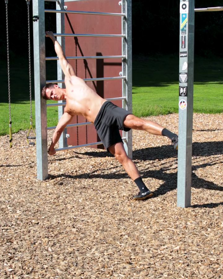 Flag Plank