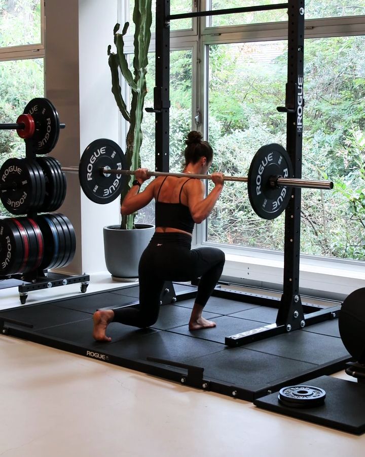 Lunges with a barbell