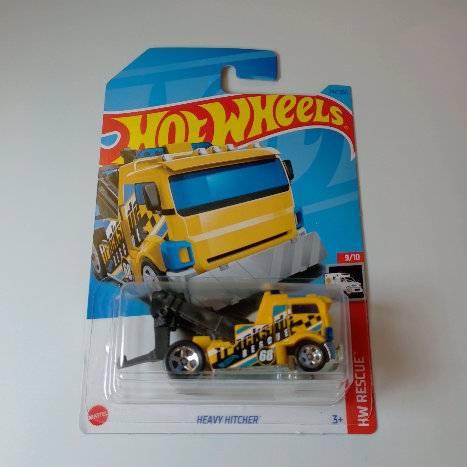 Hot Wheels HEAVY HITCHER Yellow HW RESCUE 9/10 (#247/250)