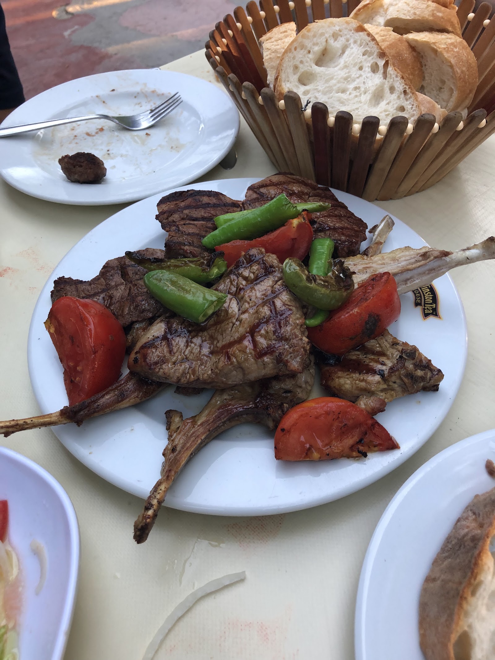 Dışbudak Restaurant