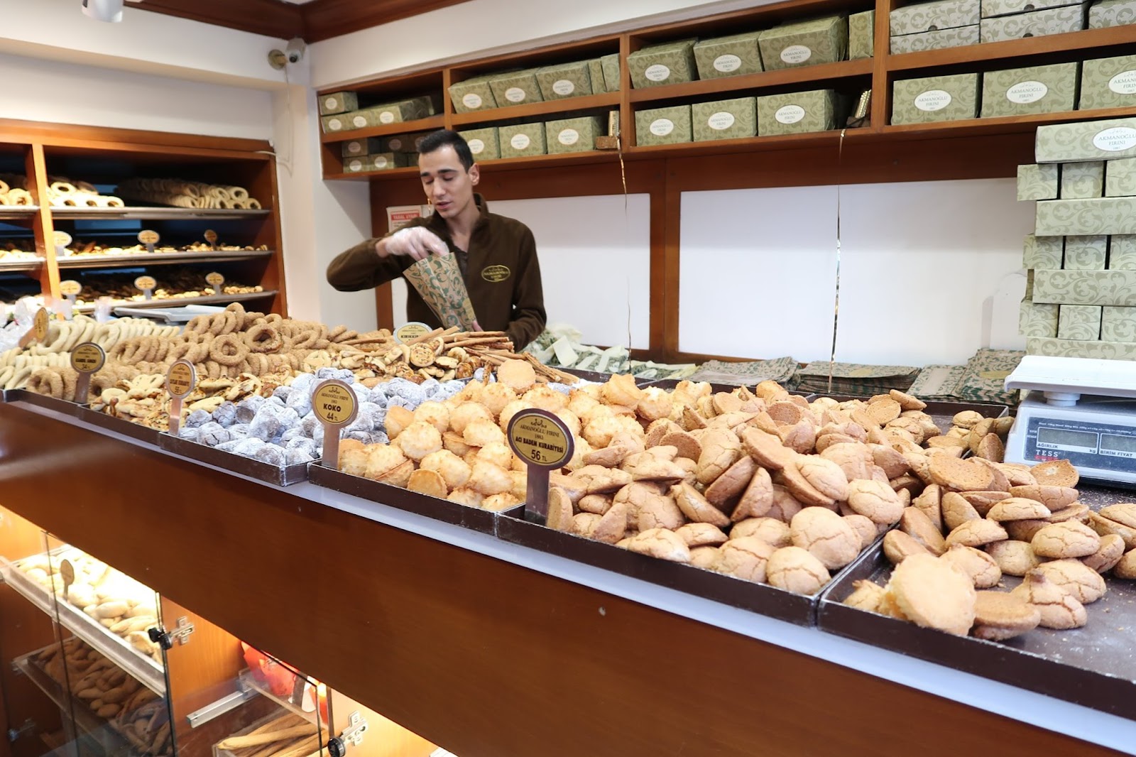 Akmanoğlu Fırını