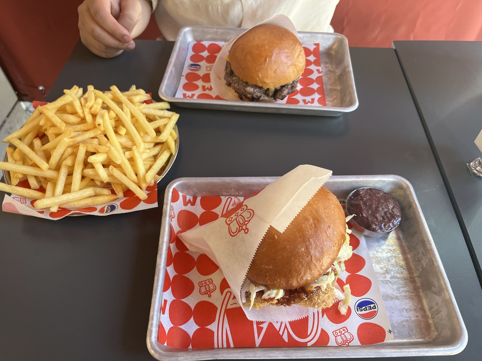 Magnus Handmade Burgers