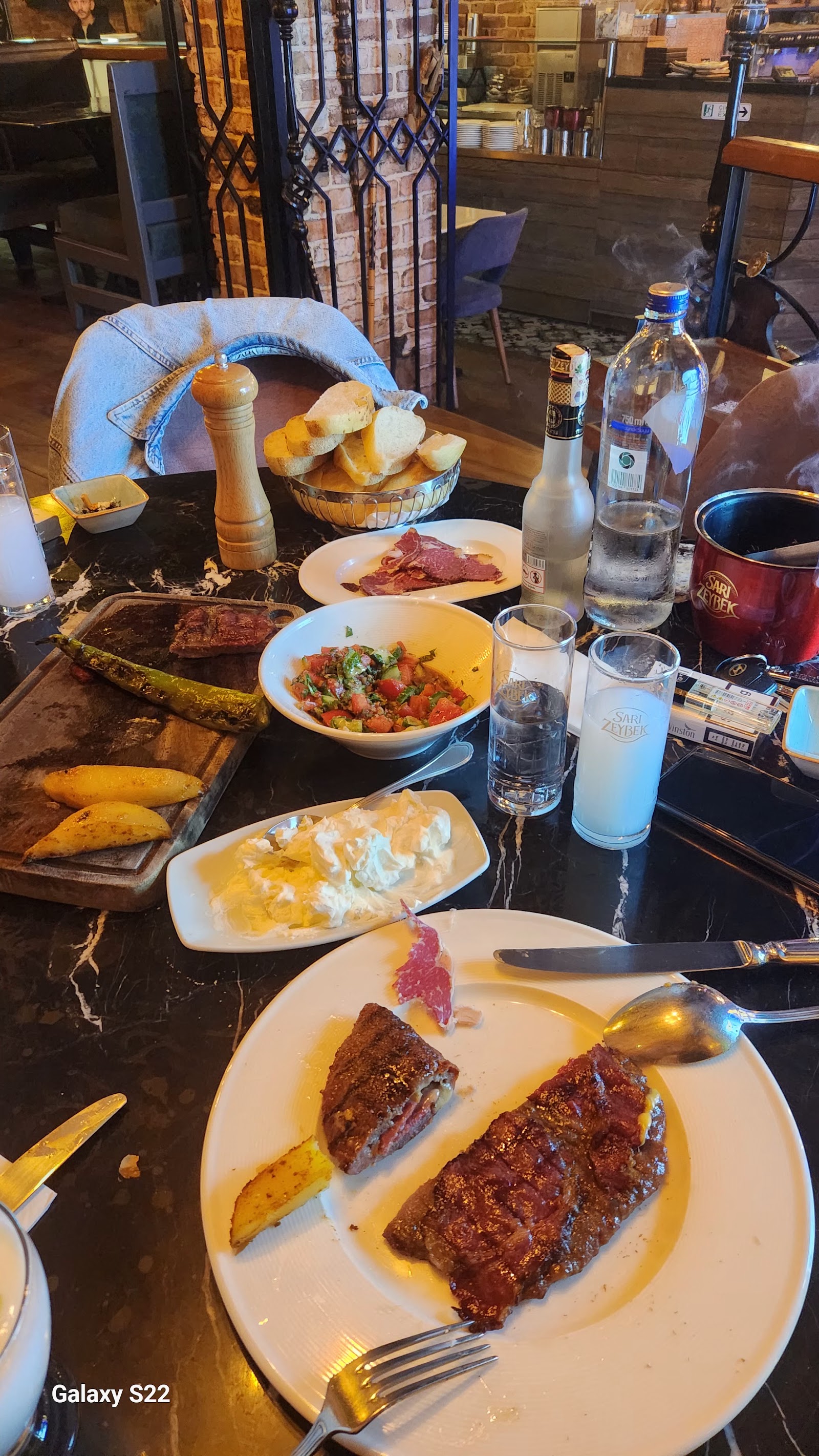 Stari Grad Restaurant