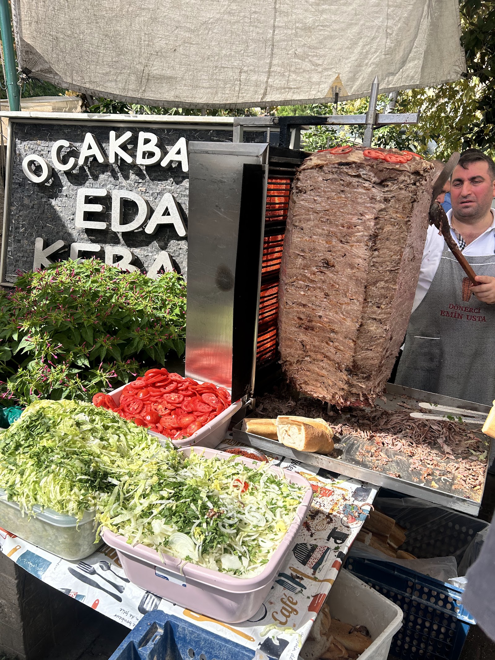 Dönerci Emin Usta, Kozyatağı Pazarı