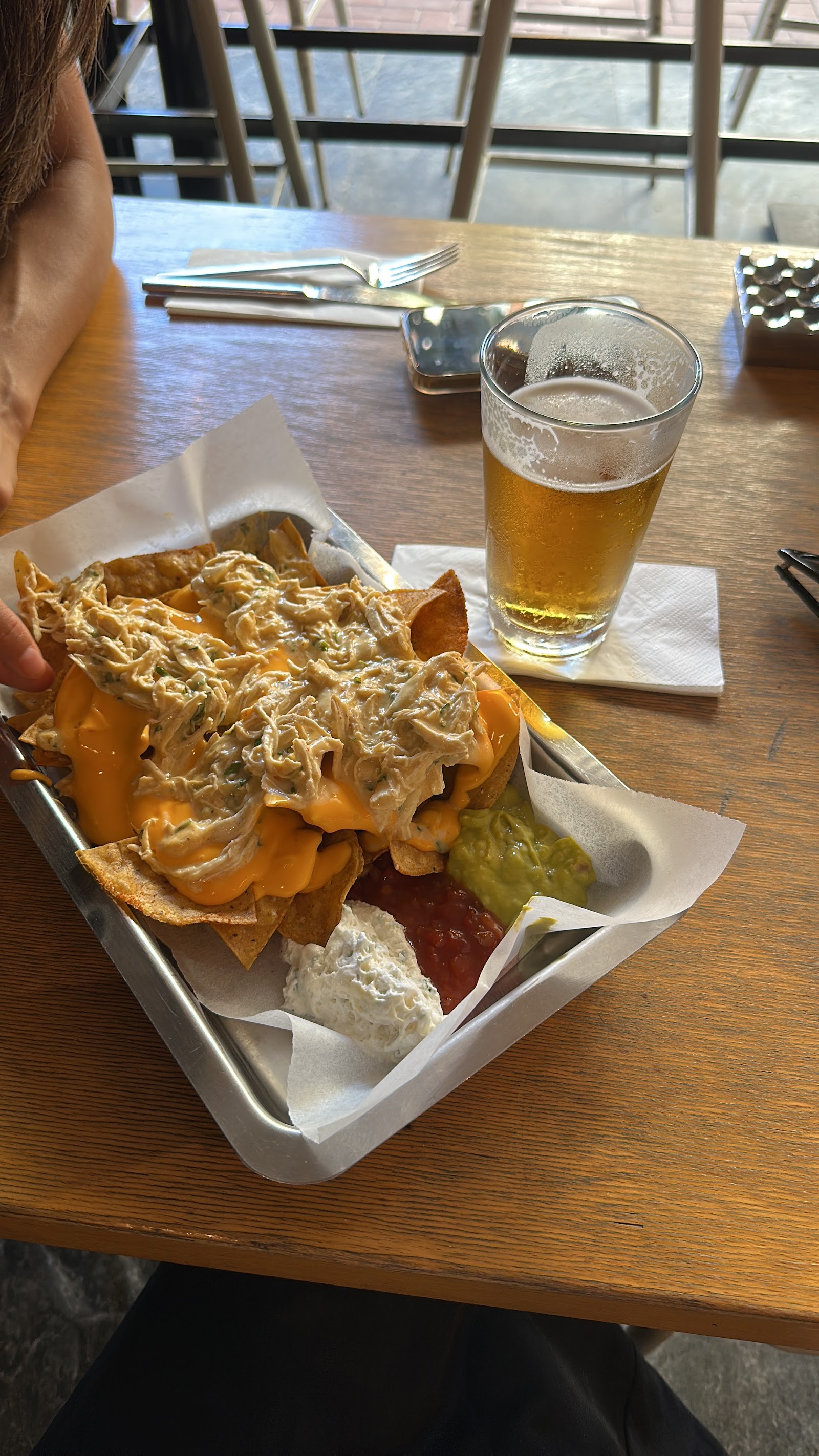 Kozmonot Pub Topağacı