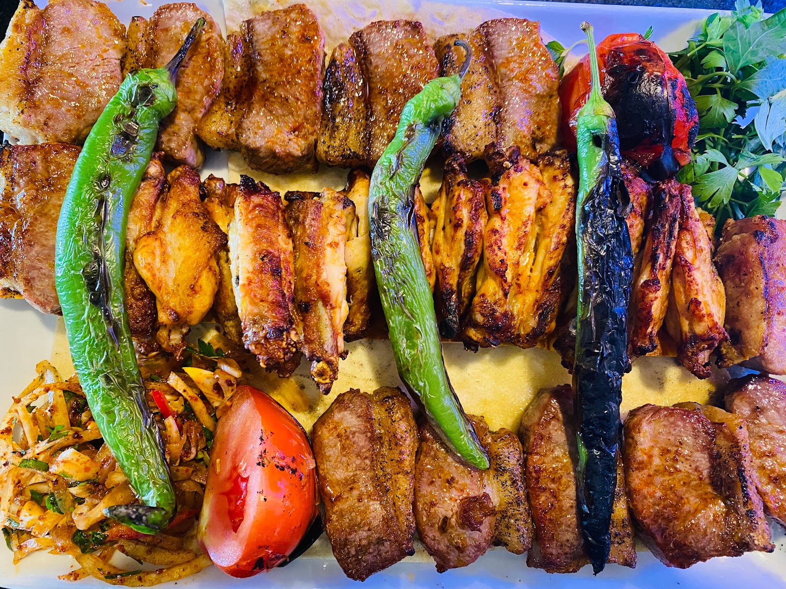 YALI KANAT KEBAP STEAK RESTORAN