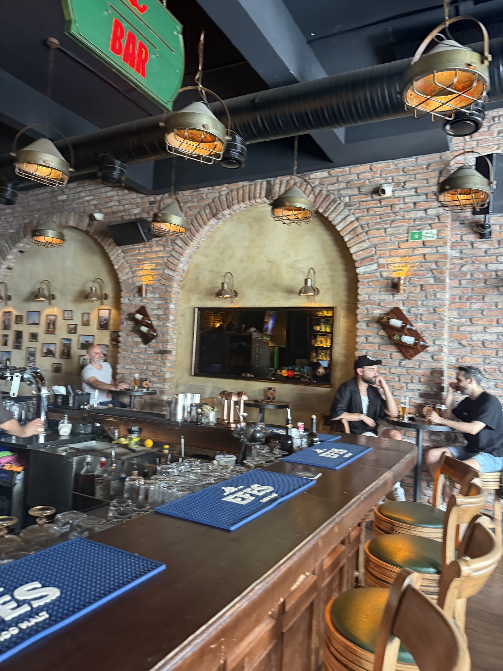 Chapel Pub Kadıköy