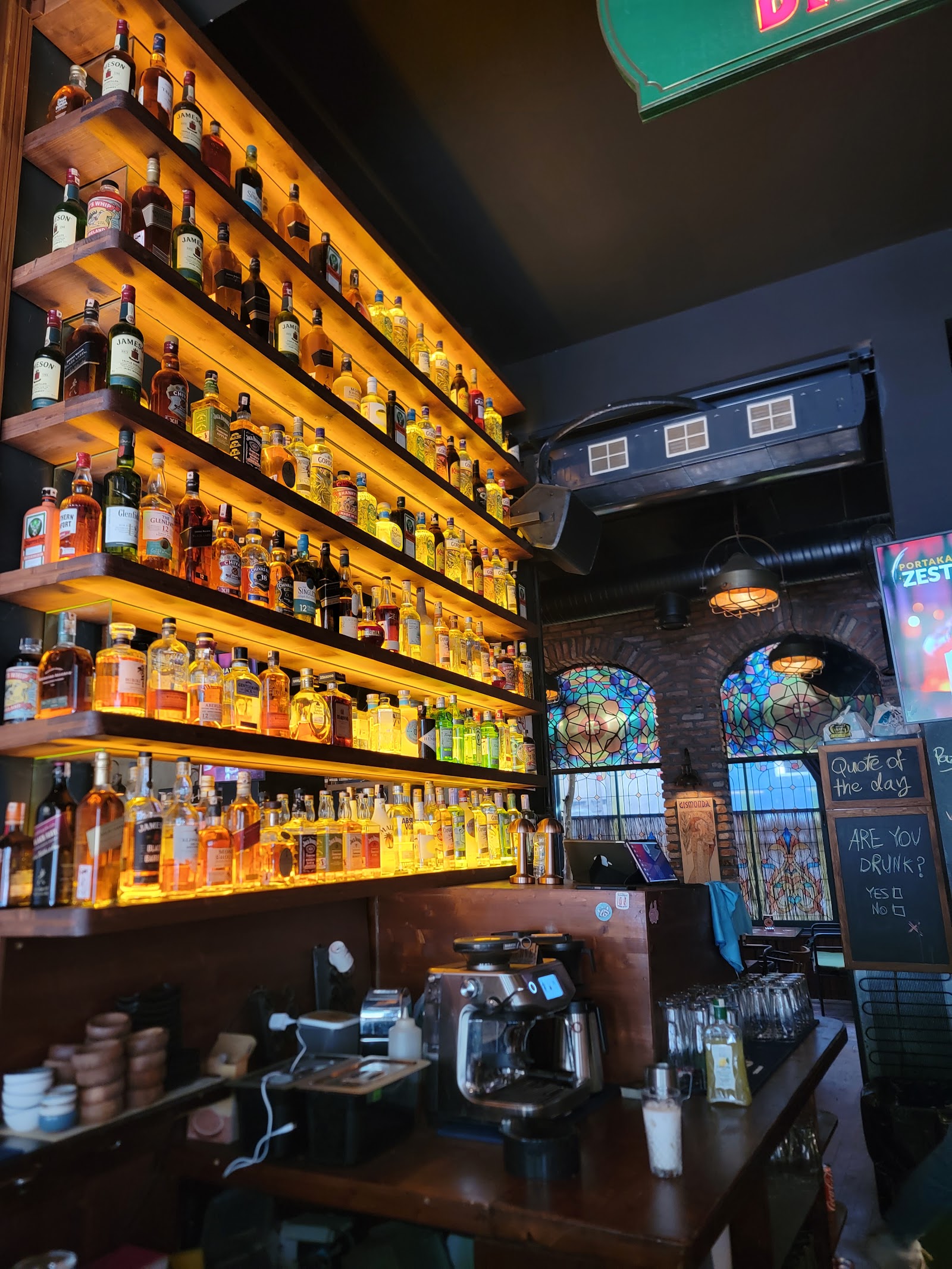 Chapel Pub Kadıköy