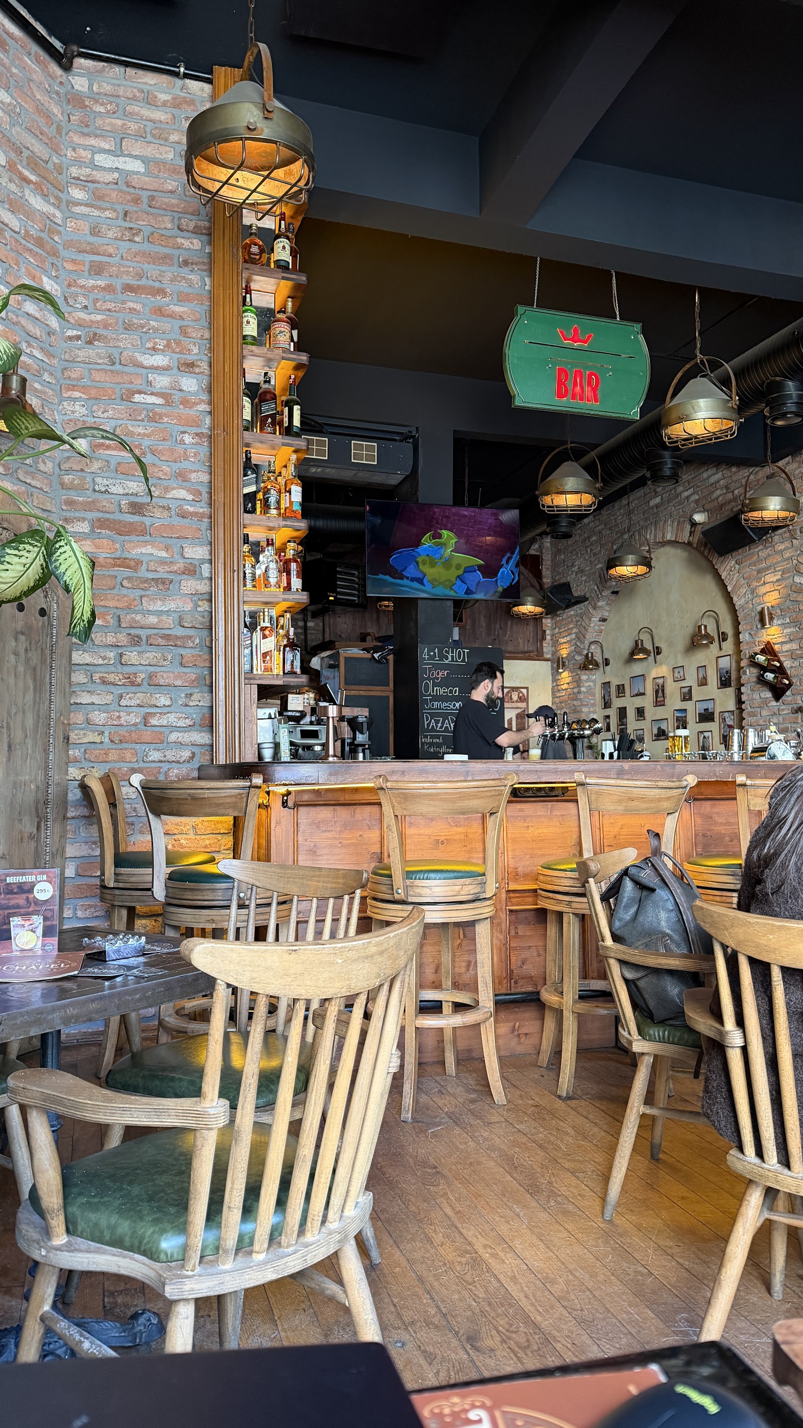 Chapel Pub Kadıköy