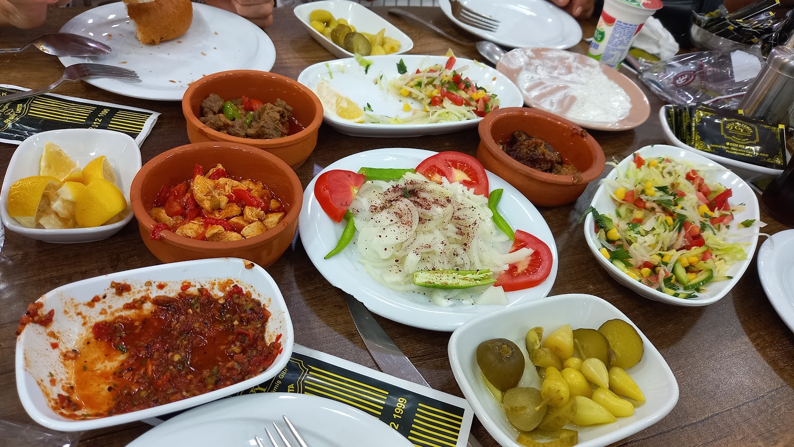 Güçlü Yemek