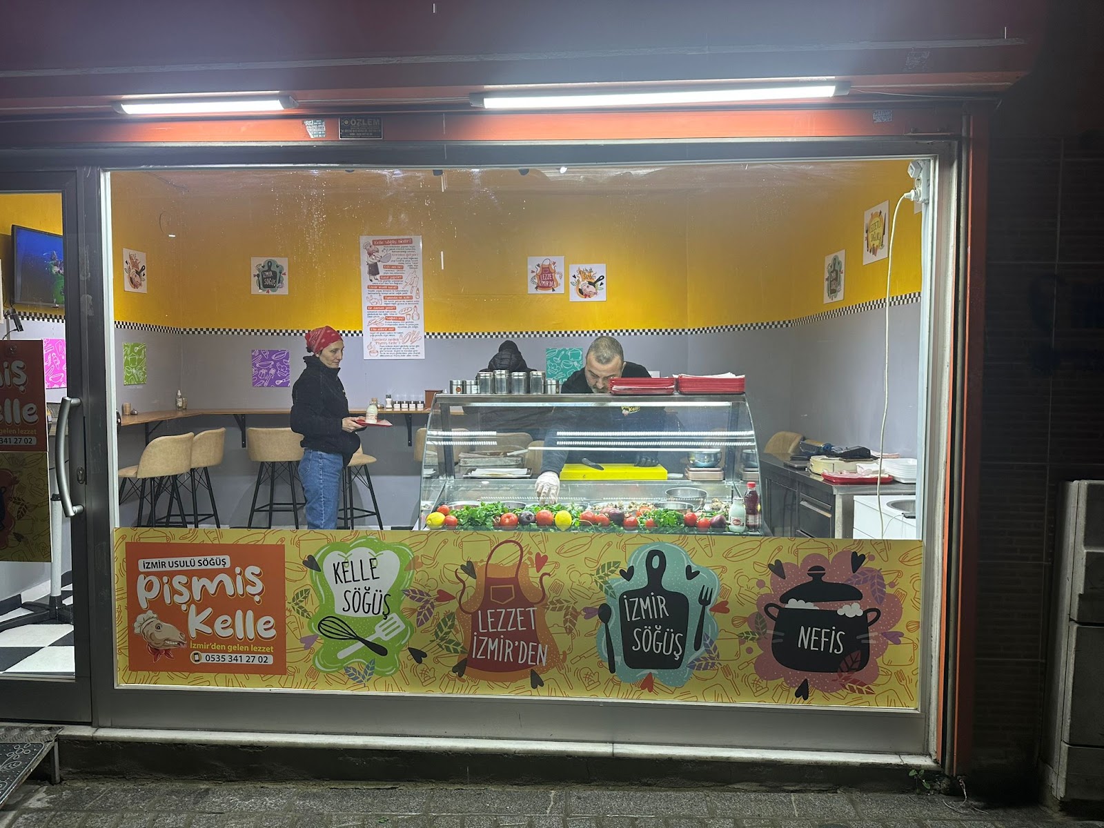 Pişmiş Kelle Söğüşçüsü