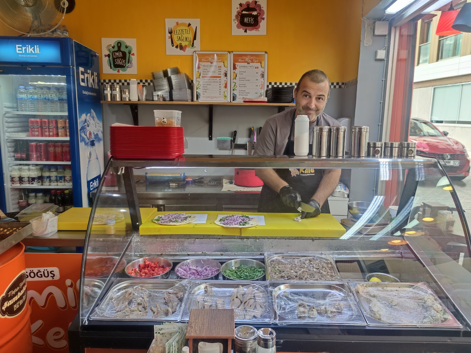 Pişmiş Kelle Söğüşçüsü
