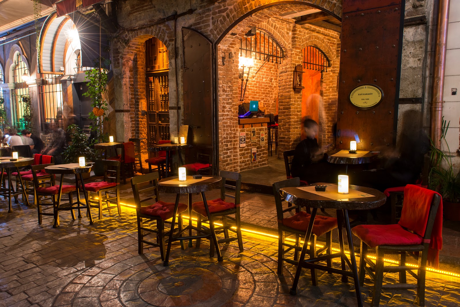 Kapı Karaköy