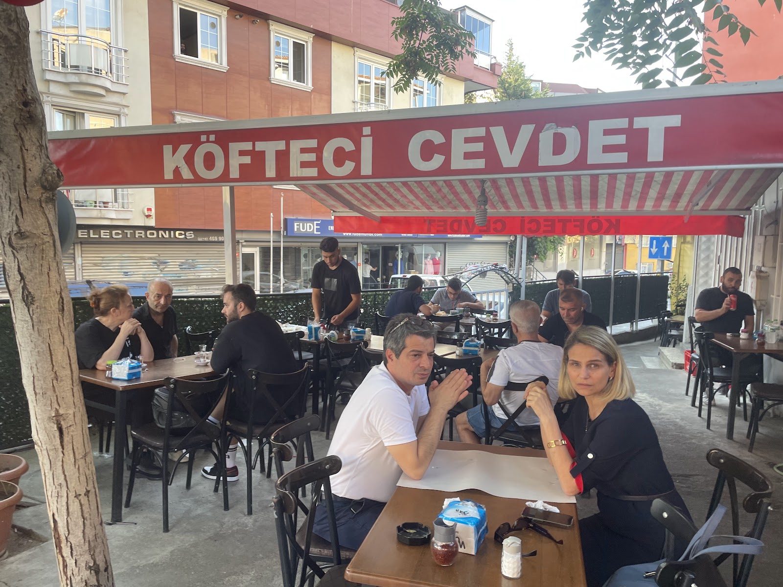 KÖFTECI CEVDET