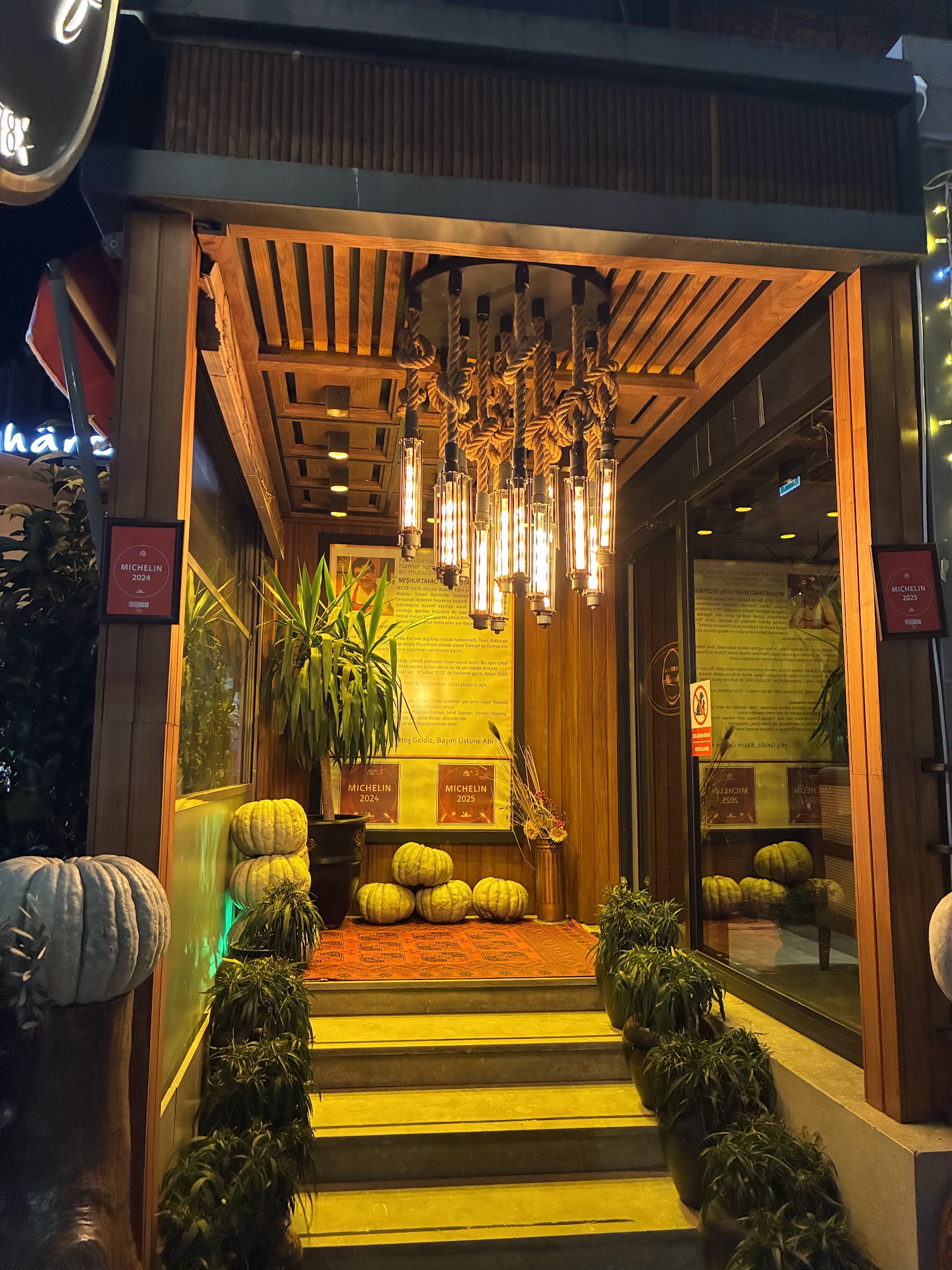 Tavacı Recep Usta Bostancı - İstanbul