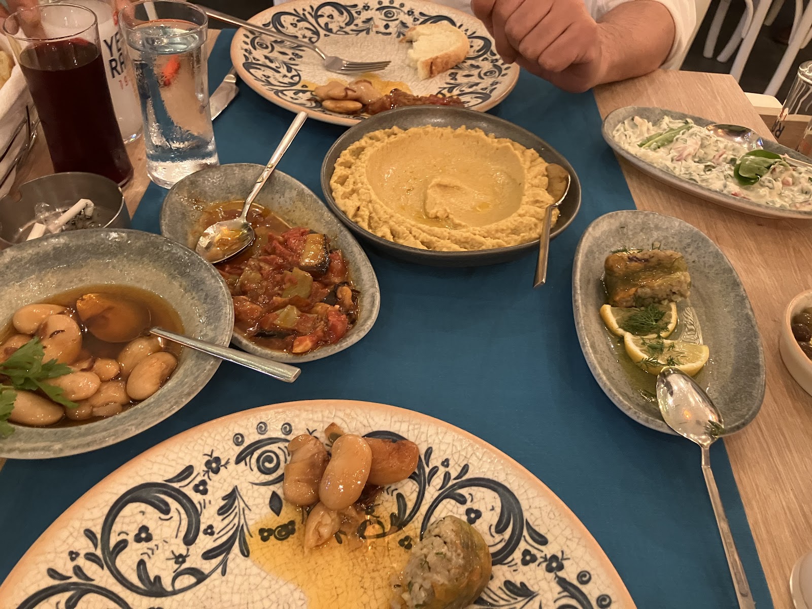 Meraki ( Raki - Meze ) restoran