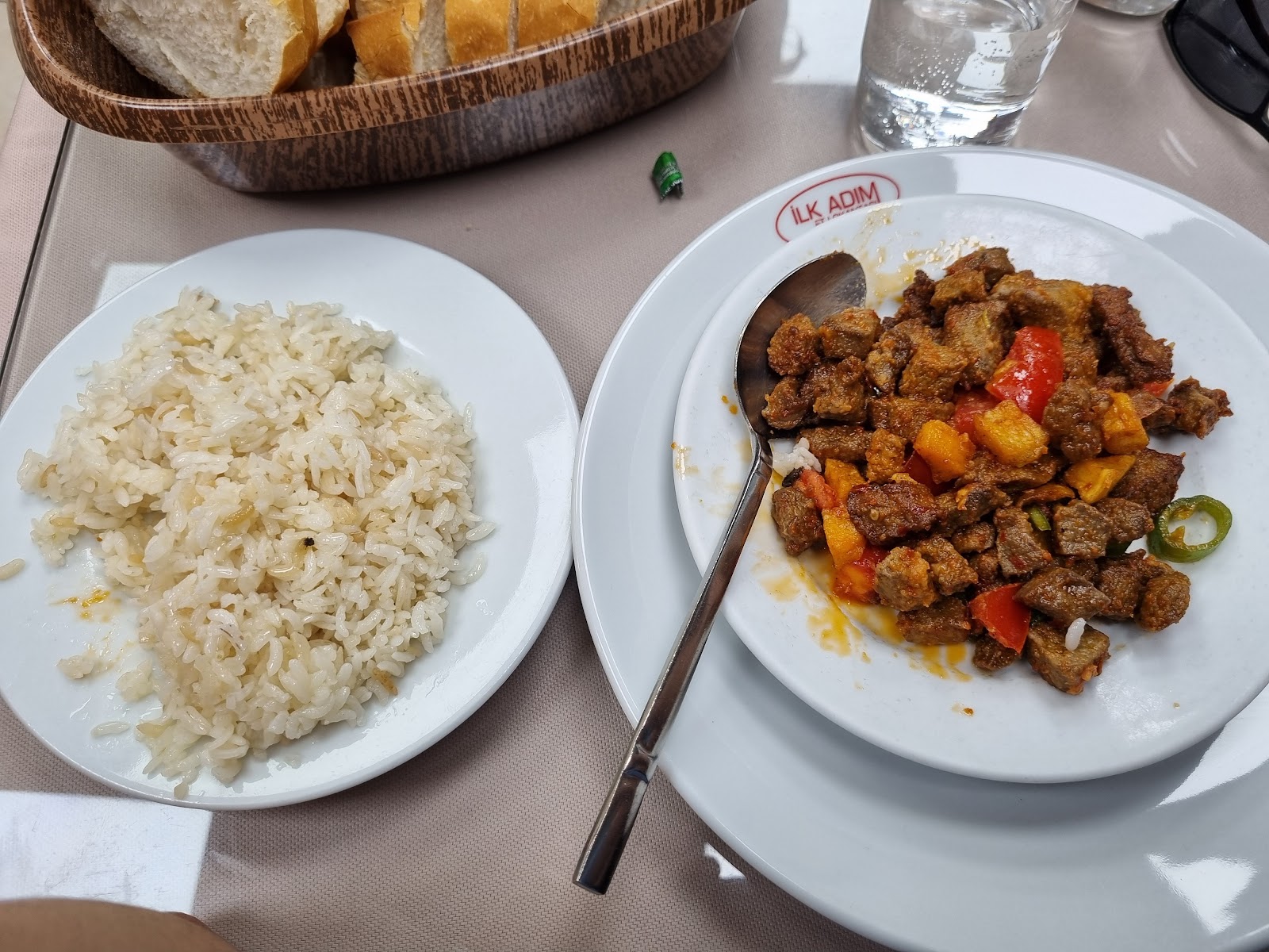 Ilk Adim Et Lokantasi