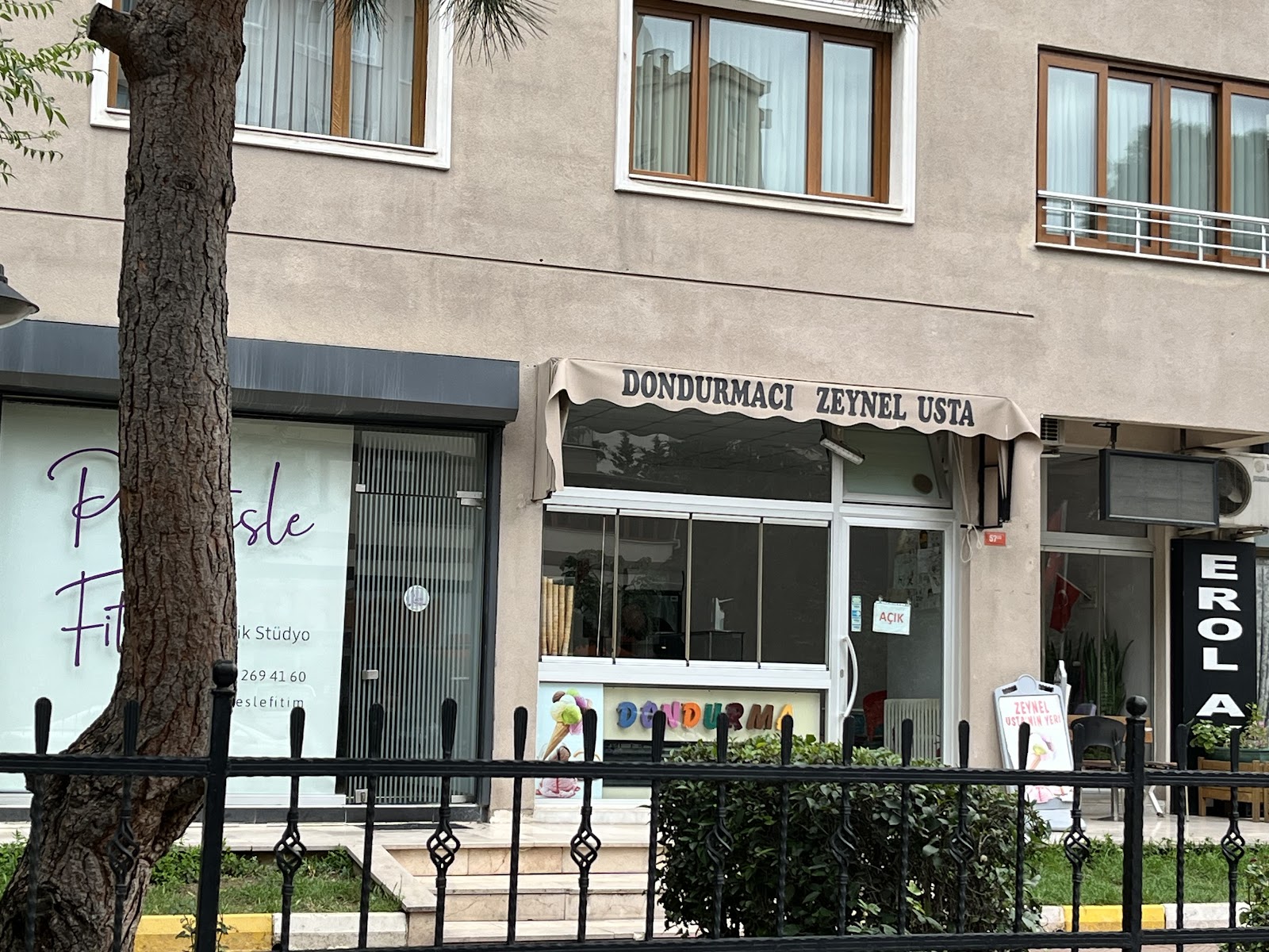 Dondurmacı Zeynel'in Yeri
