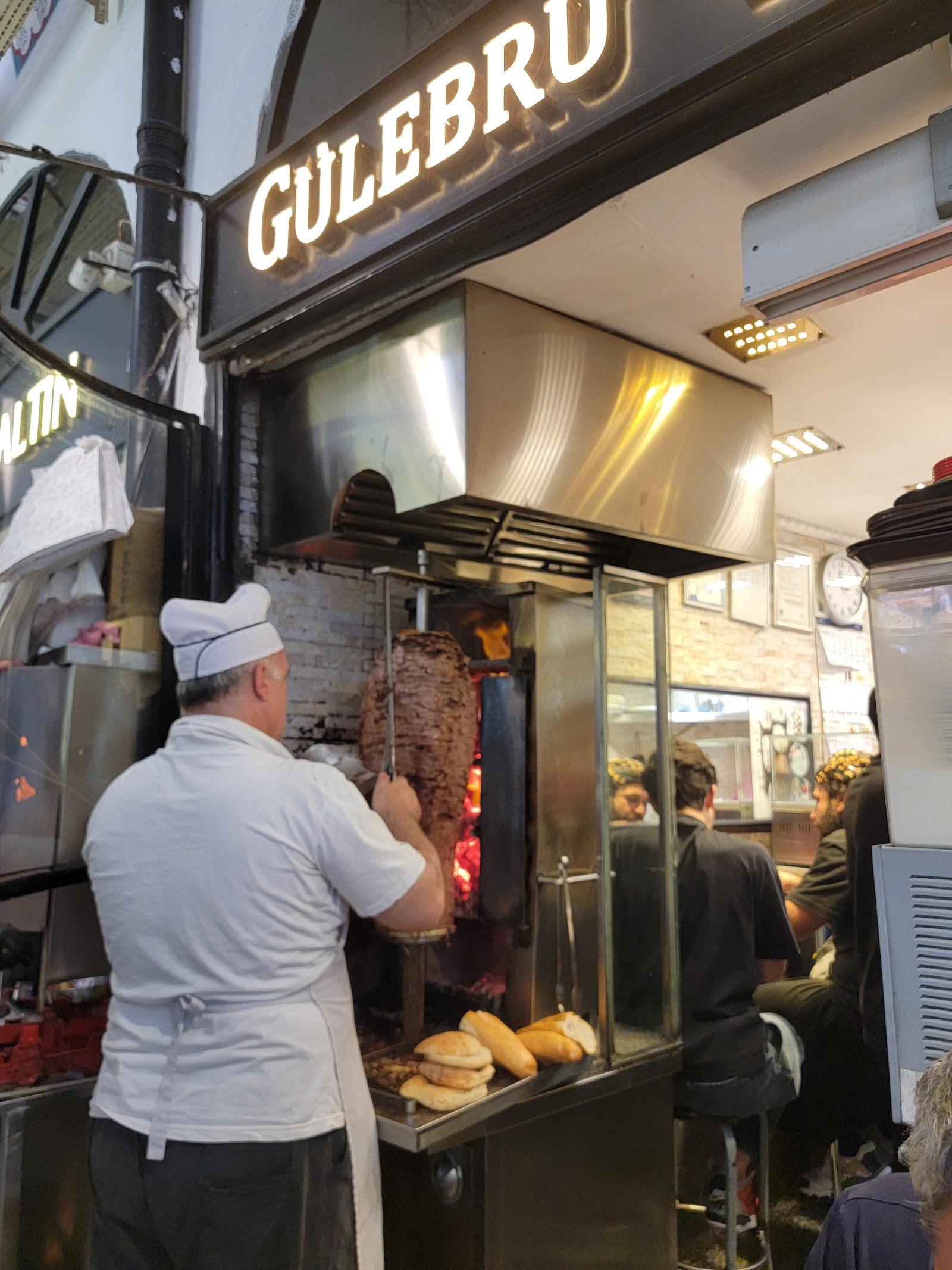 Gül Ebru Kantin