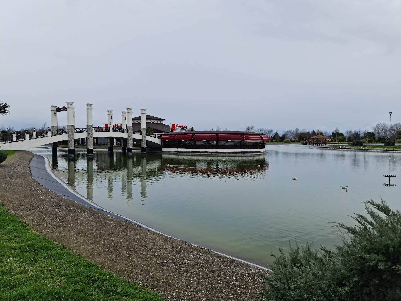 Coşkun Izgara Parkada