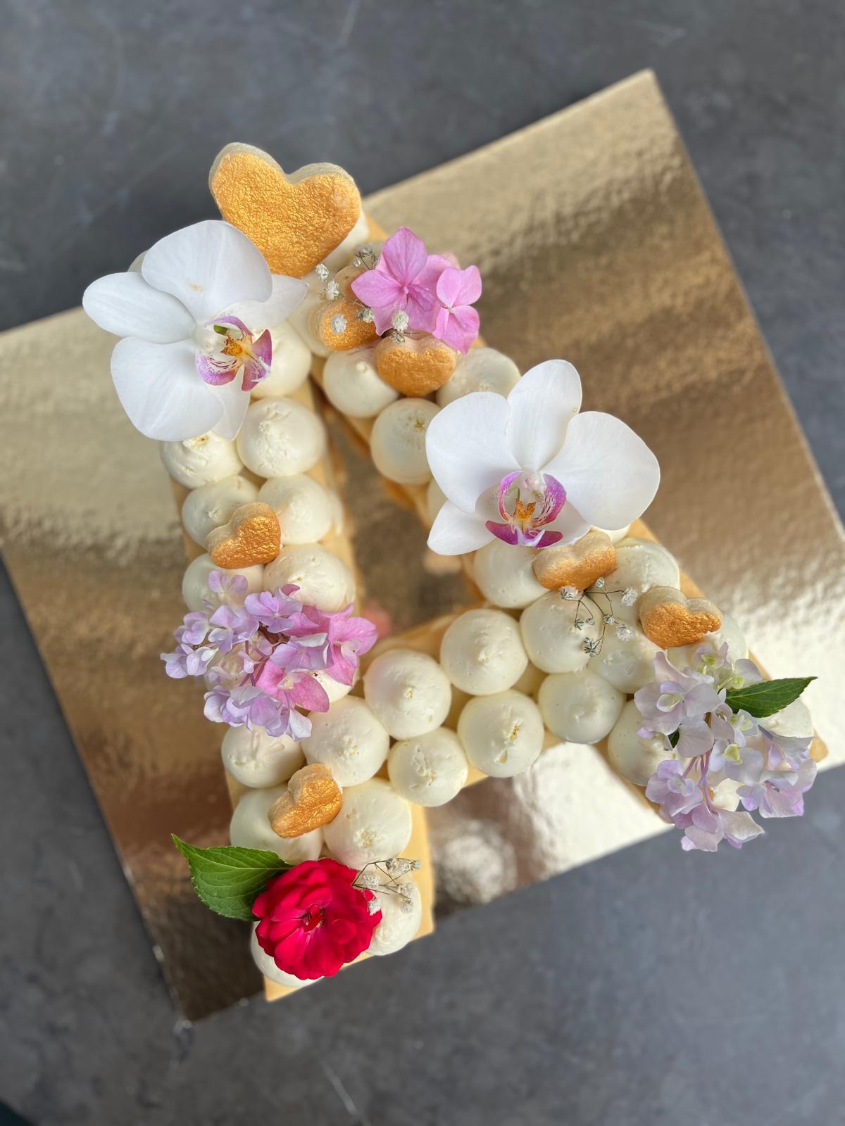 Azelia Patisserie & Pizza